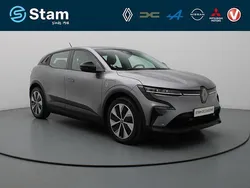 Grijs metallic Gebruikt 2023 Renault Mégane Evolution Hatchback | € 24.990 (Super prijs)