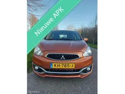 Oranje Gebruikt 2016 Mitsubishi Space Star Intense+ Hatchback | € 8.500 (Eerlijke prijs)