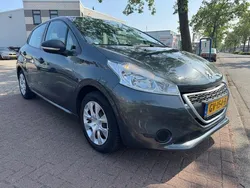 Grijs Gebruikt 2013 Peugeot 208 Access Hatchback | € 4.950 (Eerlijke prijs)