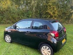 Zwart Gebruikt 2016 Peugeot 108 Access Hatchback | € 3.450 (Eerlijke prijs)