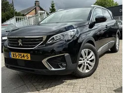 Zwart Gebruikt 2019 Peugeot 5008 MPV | € 9.950 (Goede deal)