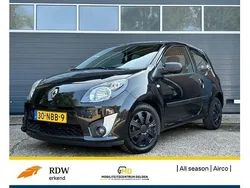 Zwart Gebruikt 2010 Renault Twingo Authentique Hatchback | € 2.245 (Eerlijke prijs)