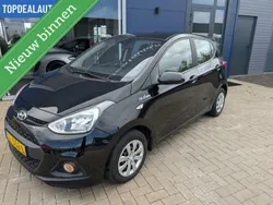 Zwart Gebruikt 2015 Hyundai i10 Comfort Hatchback | € 7.350 (Eerlijke prijs)