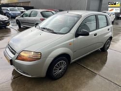 Grijs Gebruikt 2005 Chevrolet Kalos Hatchback | € 2.250 (Iets duurder)