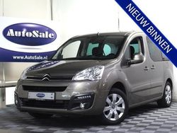 Grijs, metallic lak Gebruikt 2017 Citroën Berlingo Feel MPV | € 14.941 (Eerlijke prijs)