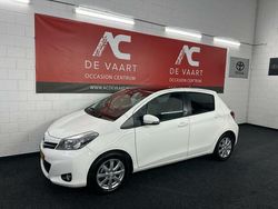Wit Gebruikt 2012 Toyota Yaris Executive Hatchback | € 11.999 (Eerlijke prijs)