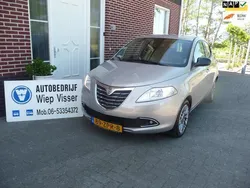 Beige Gebruikt 2012 Lancia Ypsilon Gold Hatchback | € 4.295 (Eerlijke prijs)
