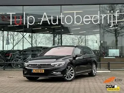Zwart Gebruikt 2021 VW Passat R-line Stationwagen | € 25.990 (Iets duurder)