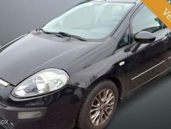 Zwart Gebruikt 2010 Fiat Punto Evo Hatchback | € 2.499 (Eerlijke prijs)