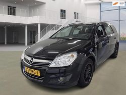 Zwart Gebruikt 2011 Opel Astra Cosmo Stationwagen | € 2.850 (Super prijs)