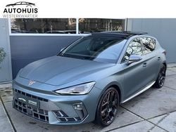 Grijs Gebruikt 2025 Cupra Leon VZ Hatchback | € 44.939 (Eerlijke prijs)