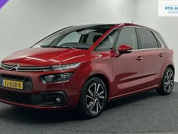 Rood Gebruikt 2019 Citroën C4 SpaceTourer PureTech MPV | € 12.000 (Goede deal)