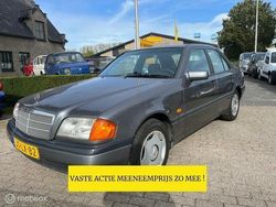 Grijs metallic Gebruikt 1995 Mercedes C180 Sedan | € 1.650