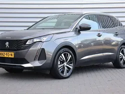 Grijs Gebruikt 2023 Peugeot 3008 Business-Line SUV | € 32.900 (Eerlijke prijs)