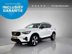 Wit Gebruikt 2022 Volvo XC40 Plus SUV | € 38.950 (Eerlijke prijs)