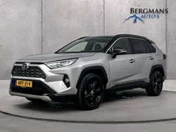 Grijs, metallic lak Gebruikt 2020 Toyota RAV4 SUV | € 32.500 (Eerlijke prijs)