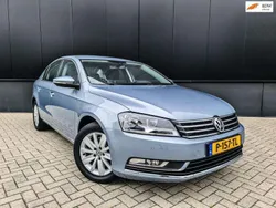 Blauw, metallic lak Gebruikt 2011 VW Passat Comfortline Sedan | € 9.995 (Iets duurder)