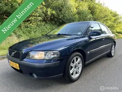 Blauw Gebruikt 2002 Volvo S60 Sedan | € 1.295 (Goede deal)
