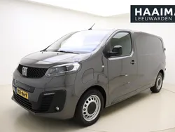 Grijs Gebruikt 2022 Fiat e-Scudo MPV | € 26.950 (Eerlijke prijs)