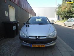 Grijs Gebruikt 2005 Peugeot 206 Hatchback | € 1.849 (Iets duurder)