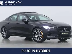 Zwart Nieuw 2025 Volvo S60 Sedan | € 57.900 (Iets duurder)