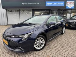 Blauw Gebruikt 2023 Toyota Corolla Hybrid Active Stationwagen | € 24.950 (Goede deal)