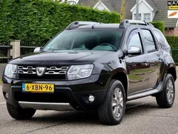 Zwart Gebruikt 2014 Dacia Duster Prestige SUV | € 7.695 (Eerlijke prijs)