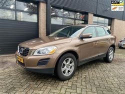 Bruin, metallic lak Gebruikt 2012 Volvo XC60 Kinetic SUV | € 18.950 (Duur)