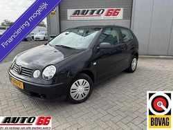 Zwart Gebruikt 2004 VW Polo Hatchback | € 895 (Goede deal)