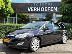 Zwart Gebruikt 2011 Opel Astra Cosmo Stationwagen | € 3.450 (Eerlijke prijs)