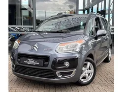 Grijs, metallic lak Gebruikt 2009 Citroën C3 Picasso Seduction MPV | € 2.995 (Eerlijke prijs)