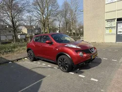 Rood Gebruikt 2011 Nissan Juke Acenta SUV | € 7.400 (Eerlijke prijs)