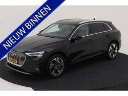 Zwart Gebruikt 2020 Audi e-tron Business SUV | € 29.900 (Eerlijke prijs)