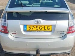 Zilver Gebruikt 2006 Toyota Prius Hatchback | € 3.250 (Eerlijke prijs)