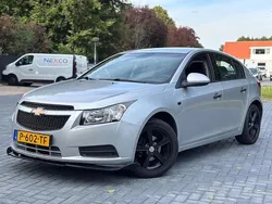 Grijs Gebruikt 2011 Chevrolet Cruze LT Hatchback | € 3.295 (Goede deal)