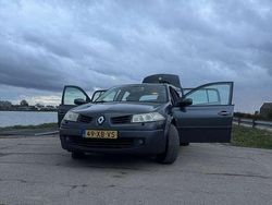 Gebruikt 2007 Renault Mégane II Sedan | € 999 (Eerlijke prijs)