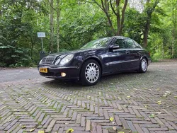 Blauw Gebruikt 2005 Mercedes E350 Elegance Sedan | € 10.980 (Iets duurder)
