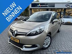 Bruin Gebruikt 2014 Renault Scénic III MPV | € 8.499