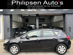 Zwart Gebruikt 2011 Opel Astra Edition Hatchback | € 3.940 (Goede deal)