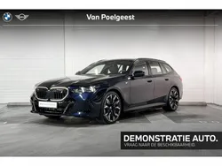 Carbonschwarz (donker zwart) Gebruikt 2025 BMW i5 Comfort Edition Sedan | € 98.492
