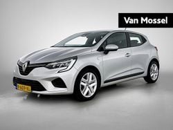 Grijs Gebruikt 2021 Renault Clio V Zen Hatchback | € 13.935 (Eerlijke prijs)