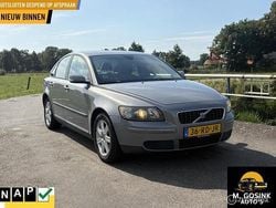 Grijs Gebruikt 2005 Volvo S40 Momentum Sedan | € 2.345 (Goede deal)