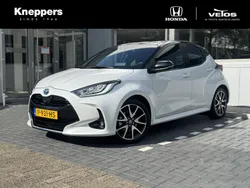 Wit Gebruikt 2021 Toyota Yaris Hybrid Executive Hatchback | € 25.450 (Iets duurder)