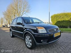 Zwart Gebruikt 2005 Ford Fusion Futura MPV | € 999 (Goede deal)