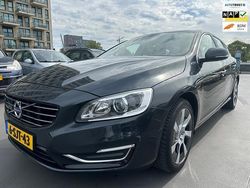 Grijs Gebruikt 2013 Volvo V60 Summum Stationwagen | € 11.950 (Iets duurder)