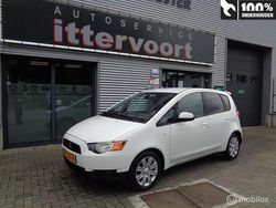 Wit Gebruikt 2011 Mitsubishi Colt Edition Hatchback | € 2.750 (Eerlijke prijs)