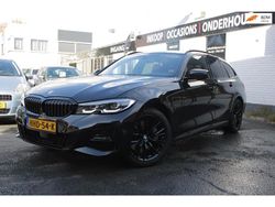 Zwart Gebruikt 2022 BMW 330 Stationwagen | € 29.450 (Super prijs)