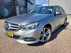 Grijs Gebruikt 2013 Mercedes E200 Ambition Sedan | € 12.900 (Goede deal)