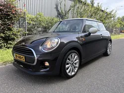 Bruin Gebruikt 2015 Mini ONE Business Hatchback | € 8.799 (Eerlijke prijs)