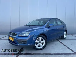 Blauw Gebruikt 2007 Ford Focus Futura Hatchback | € 1.495 (Eerlijke prijs)